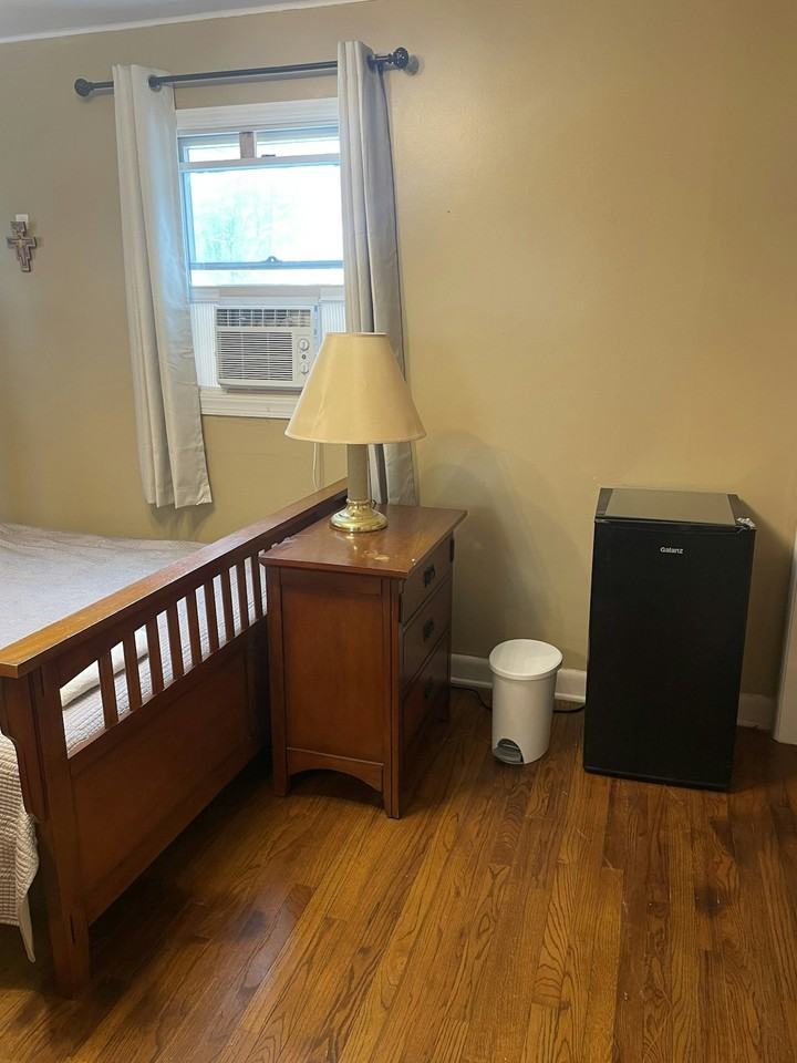 132 Boulevard - Photo 4 of 8