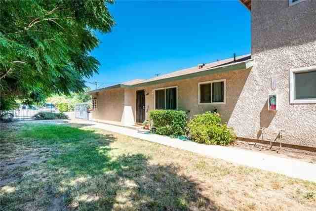 864 Wellwood Avenue, Unit 4 - Photo 2 of 4