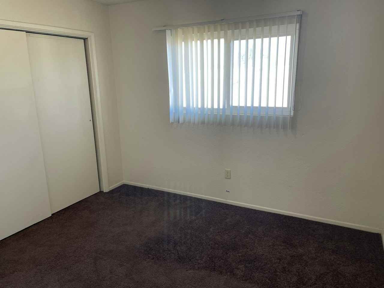 864 Wellwood Avenue, Unit 4 - Photo 4 of 4