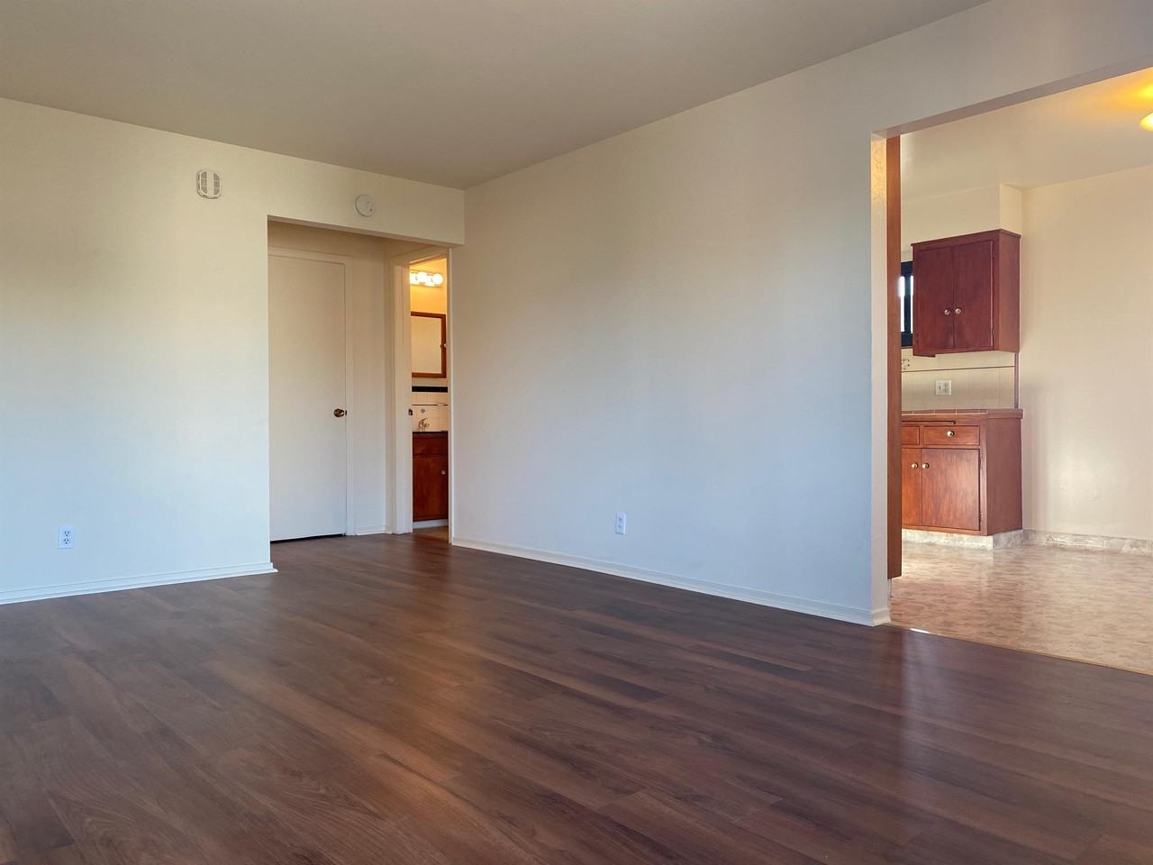 796 Masson Ave - Photo 3 of 18