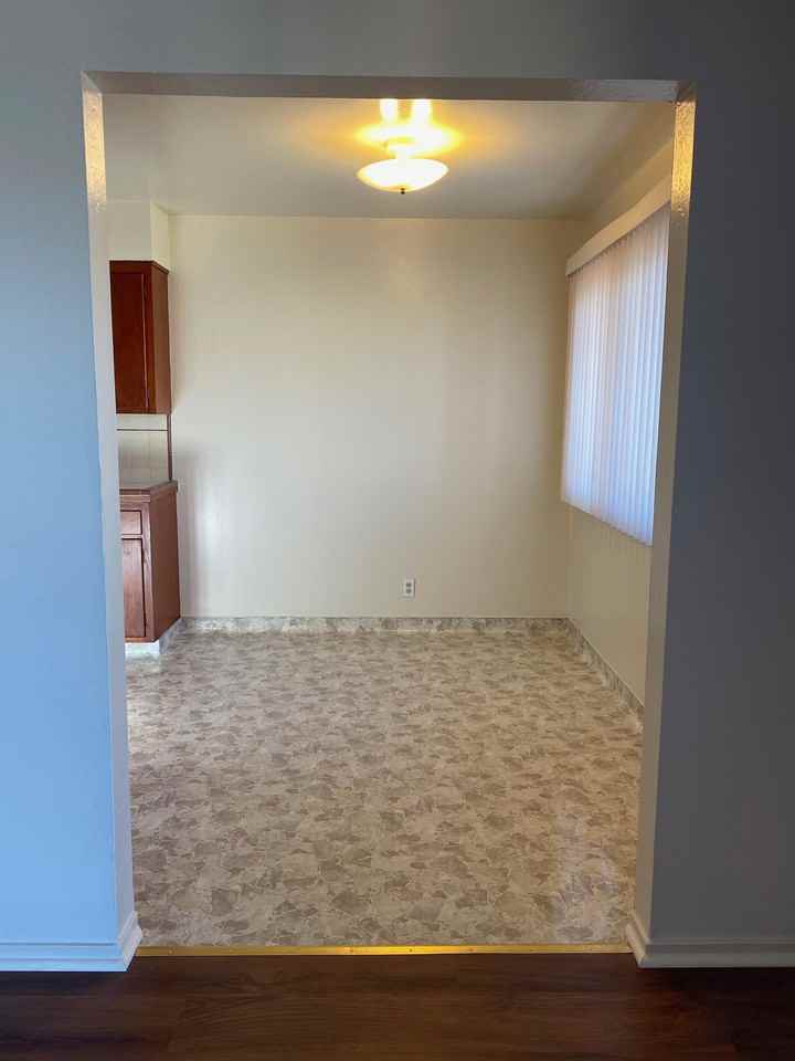 796 Masson Ave - Photo 4 of 18