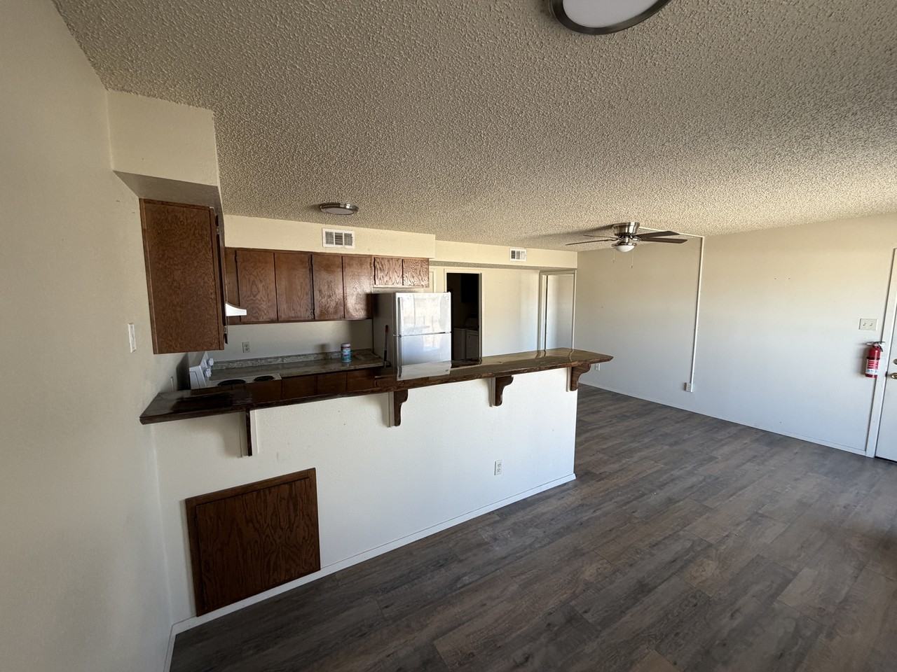 207 East 23rd Street - Photo 3 of 8