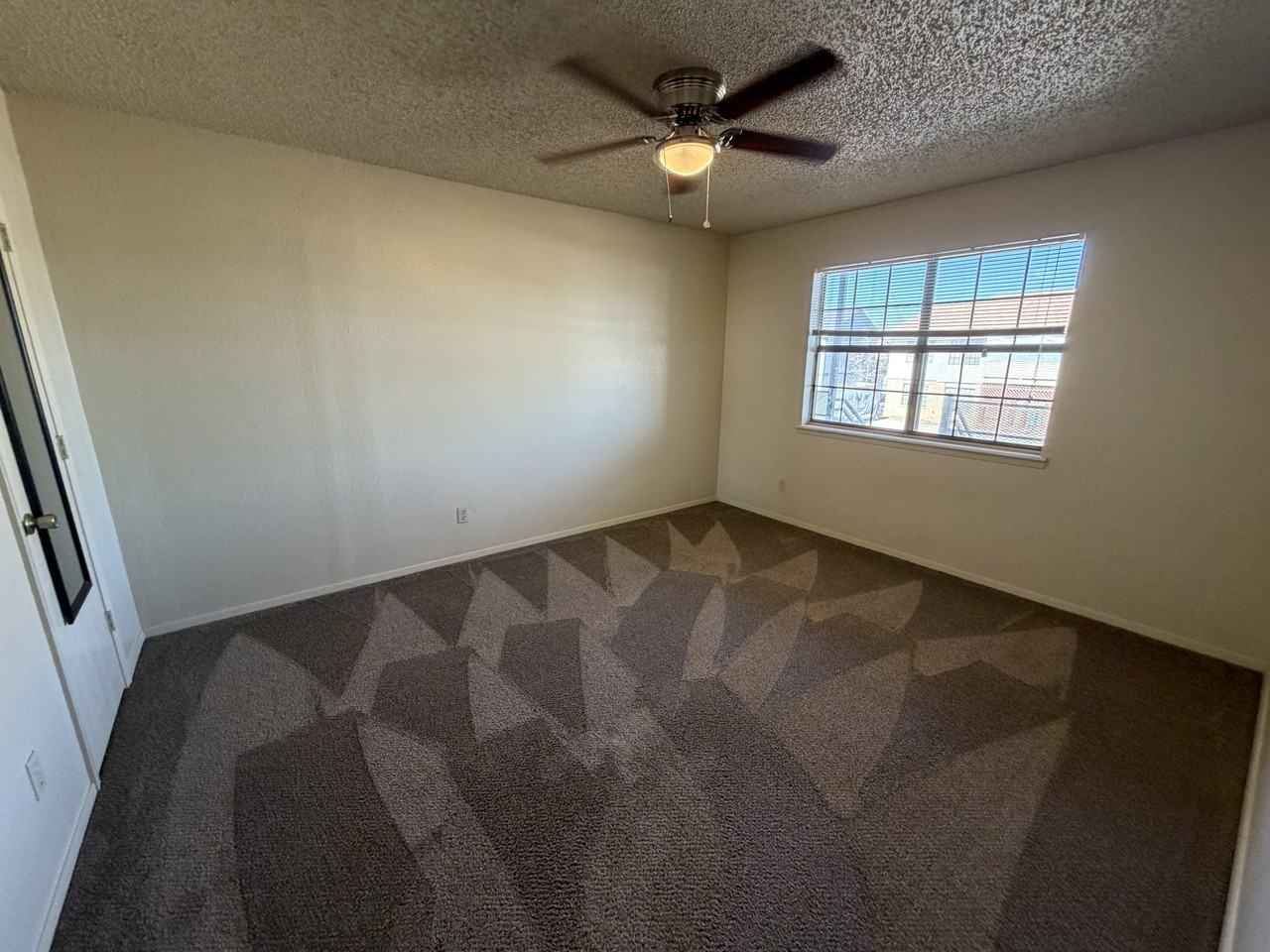 207 East 23rd Street - Photo 7 of 8