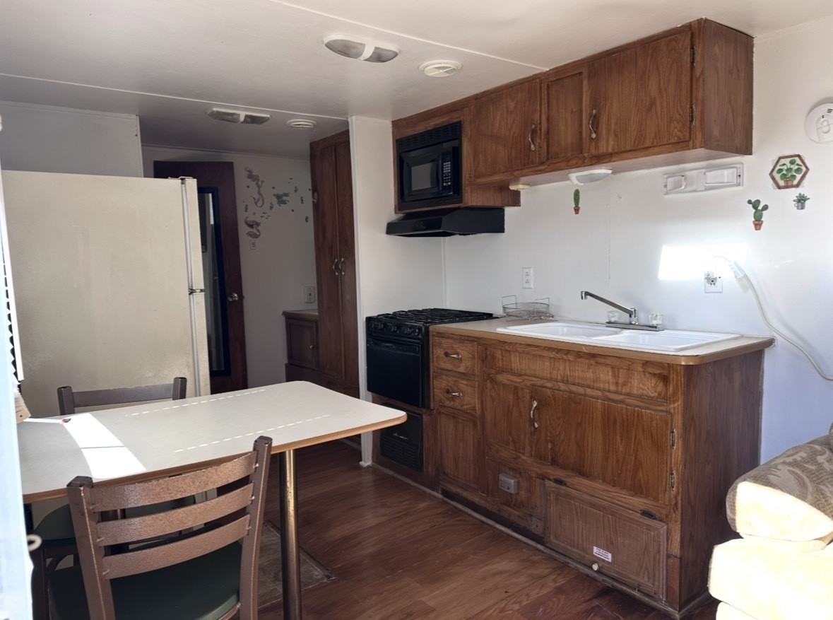 176 West Airline Highway - Photo 2 of 7