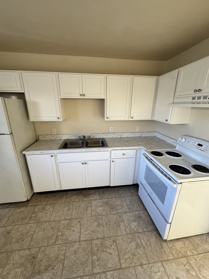 IG - 35th Avenue North - Photo 3 of 22