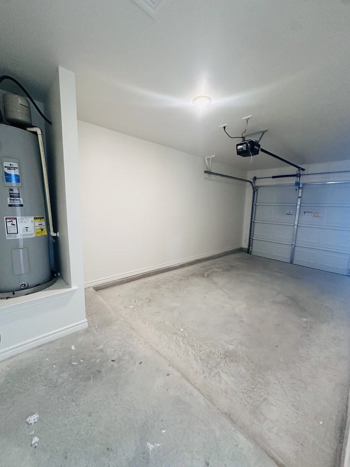 1202 Concord Drive - Photo 5 of 9