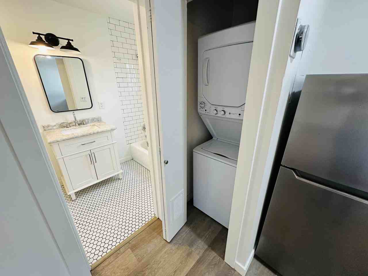 16 West Mission Street - Photo 5 of 11