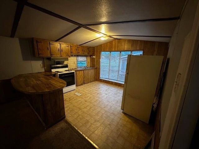 BBS M - 128 Winship - Photo 2 of 6