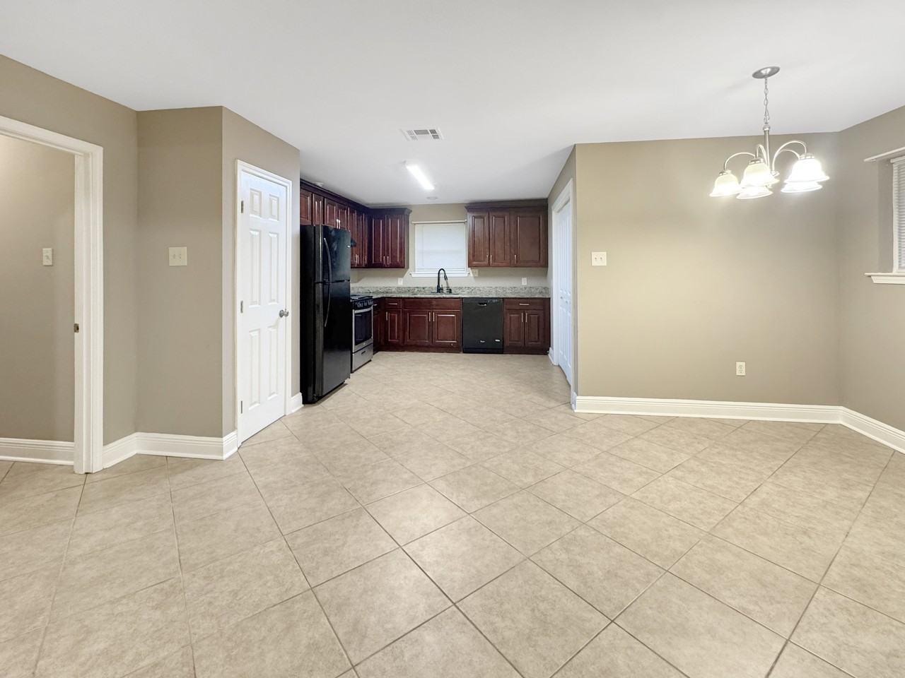 7232 Yorktown Drive - Photo 2 of 9