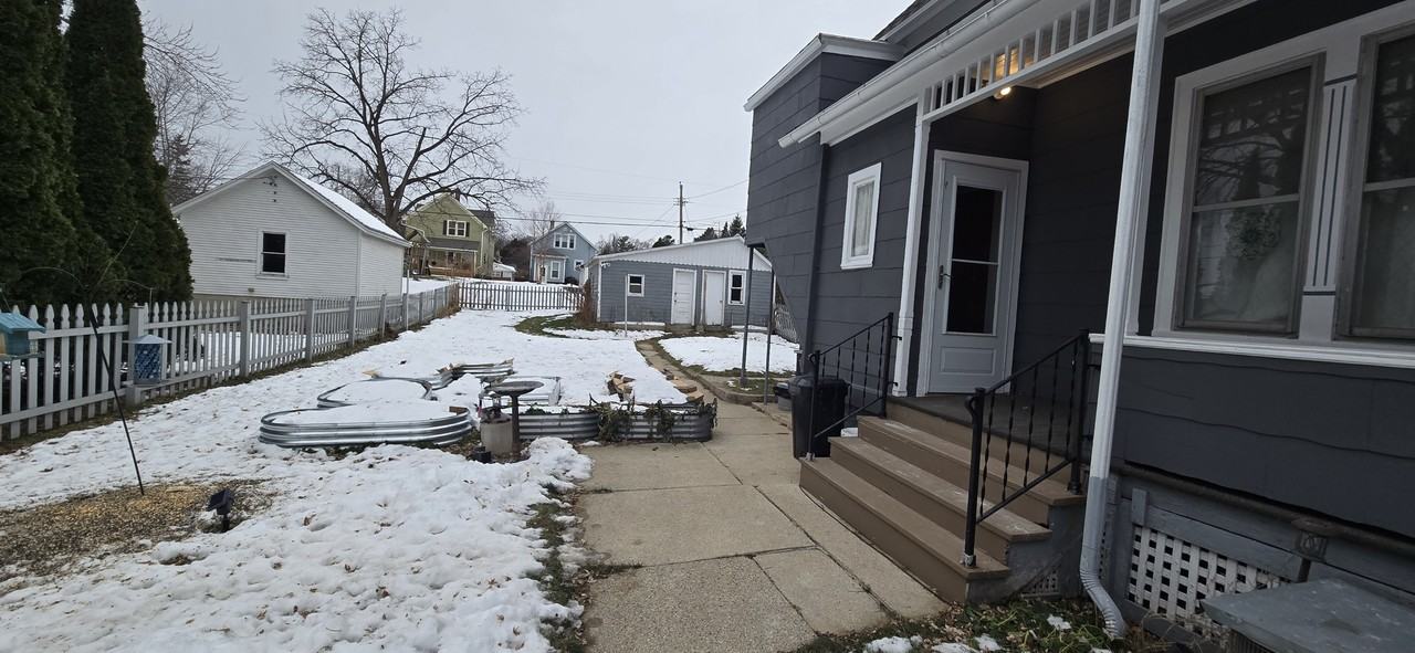 724 North Evans Street - Photo 2 of 26