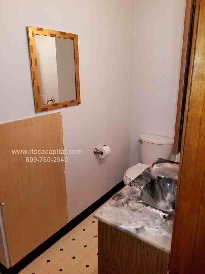 507 Wilbur - Photo 4 of 9