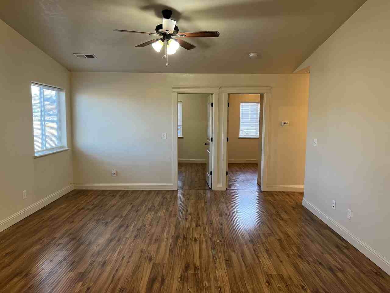 279 Country Club Parkway - Photo 5 of 50