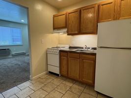 featured image of 501 E College St