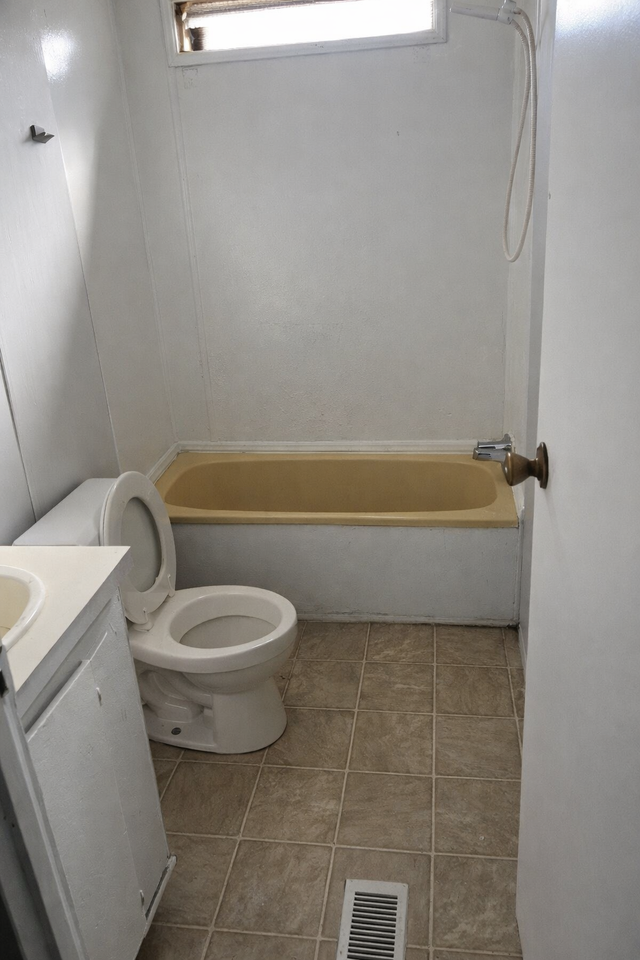 110 Deborah Drive #15 - Photo 7 of 11