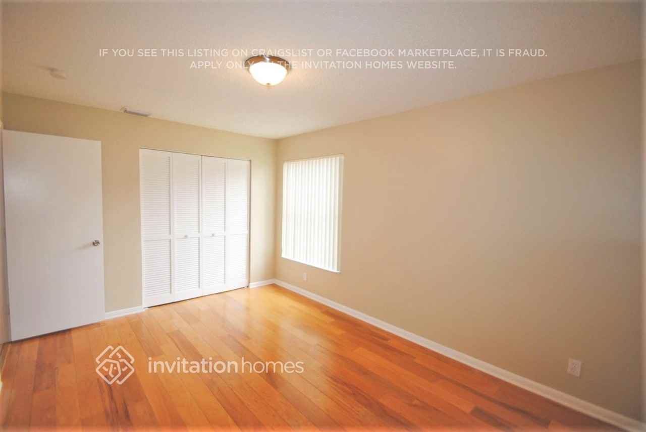 365 Nw 105th Dr - Photo 3 of 7