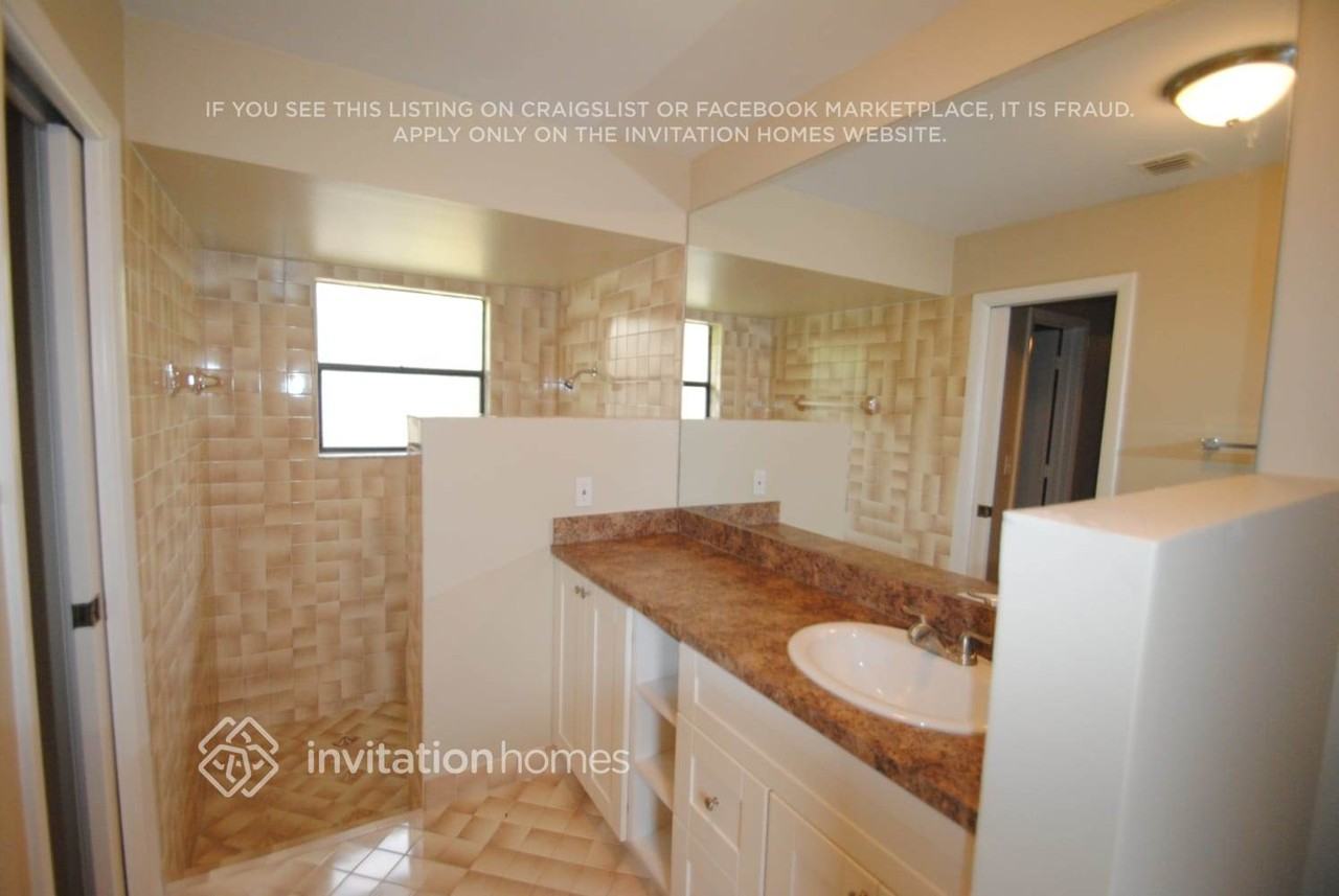 365 Nw 105th Dr - Photo 5 of 7