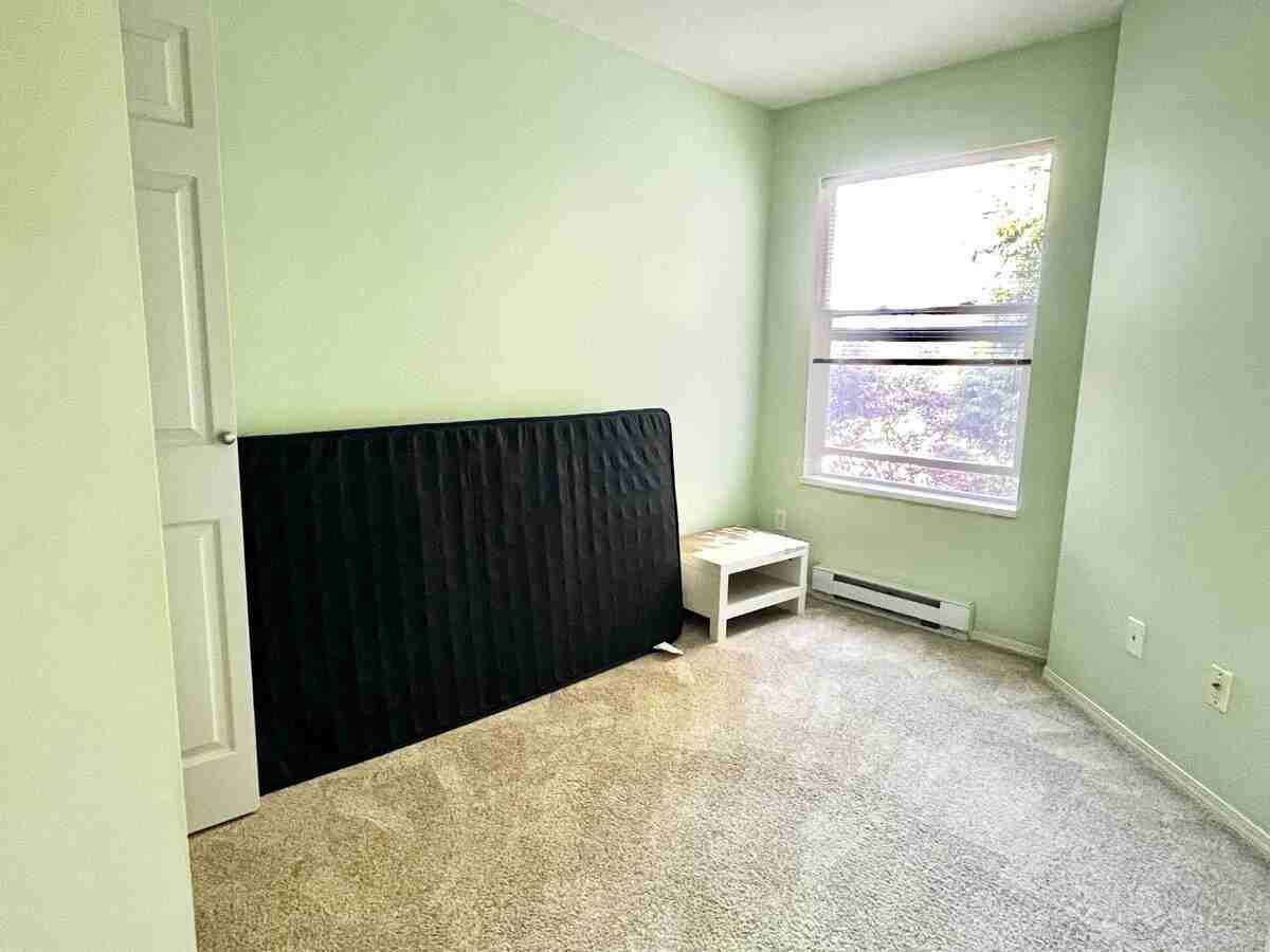 15355 26 Avenue #5 - Photo 7 of 12