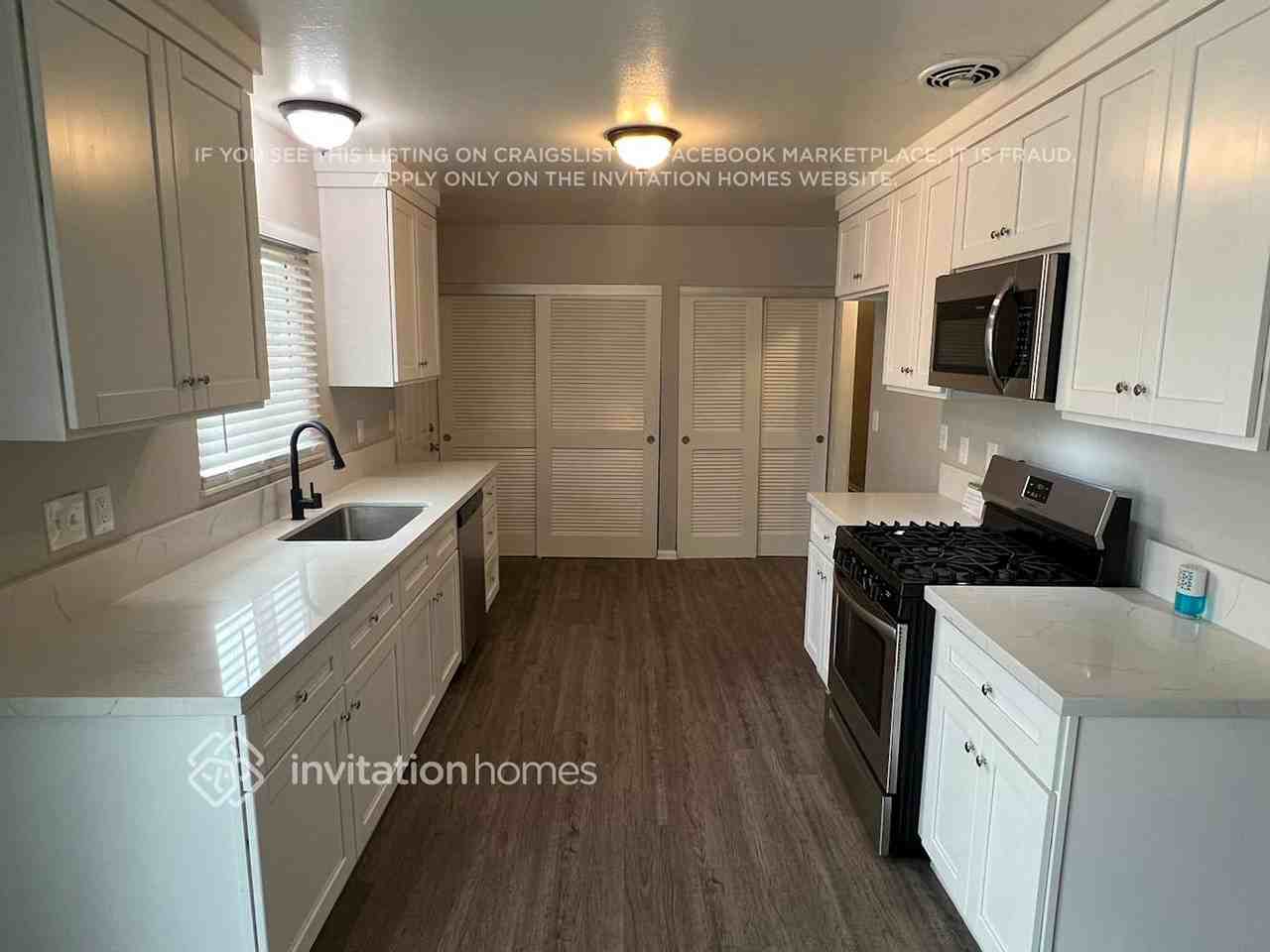 321 W Hacienda Dr - Photo 3 of 8