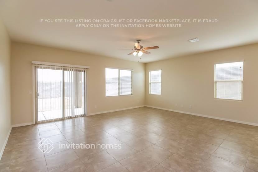 4962 E Alamo St - Photo 4 of 16