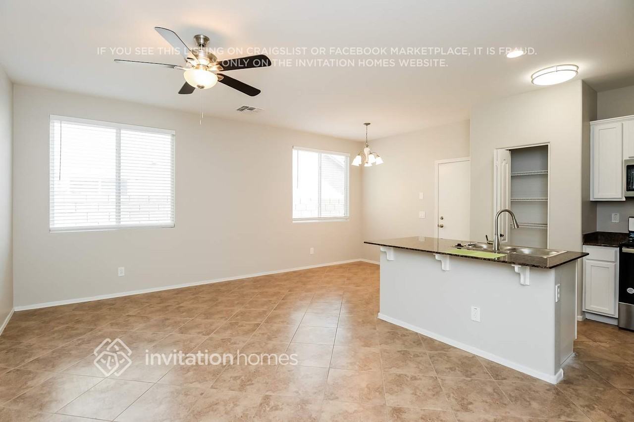 4110 E Tyson St - Photo 3 of 15