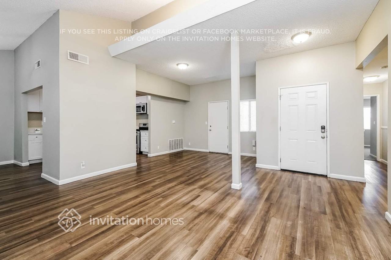 13427 Almetz St - Photo 4 of 17