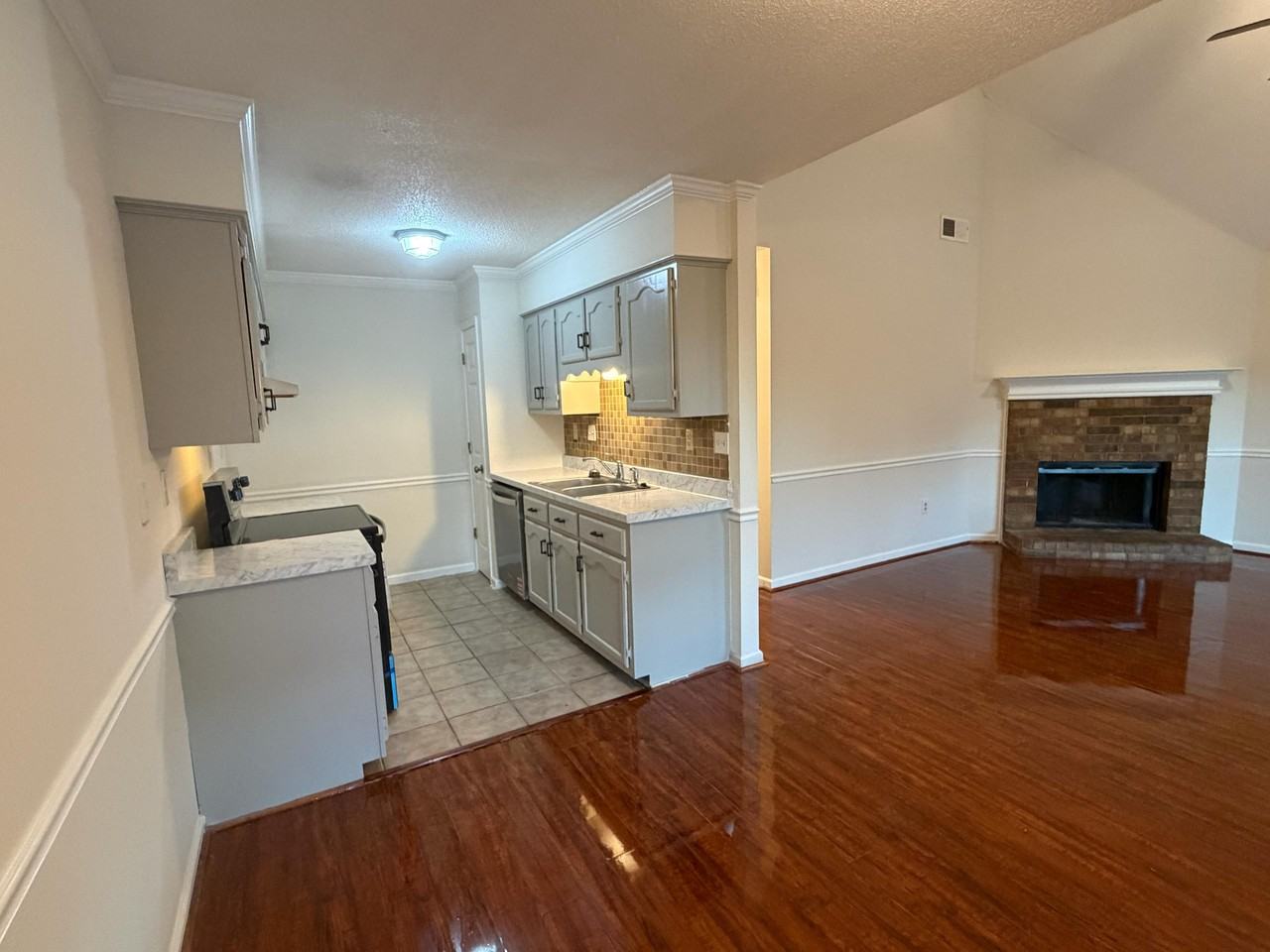 Snyder Dr #1 - Photo 6 of 20