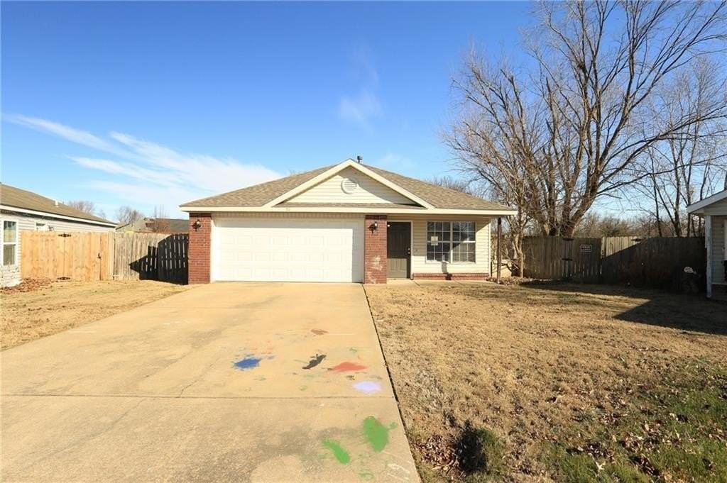 50 Cheryl Cir - Photo 3 of 28