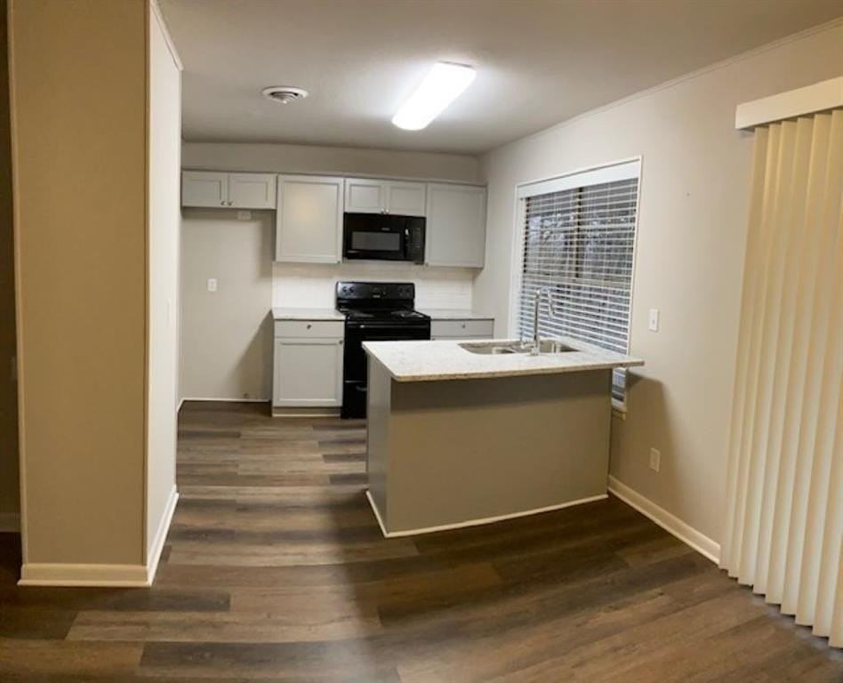 28 Hatcher Dr - Photo 2 of 7