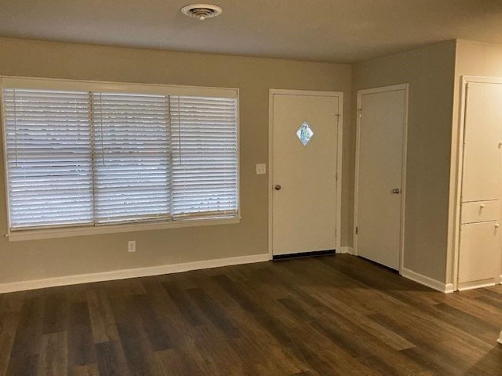 28 Hatcher Dr - Photo 3 of 7