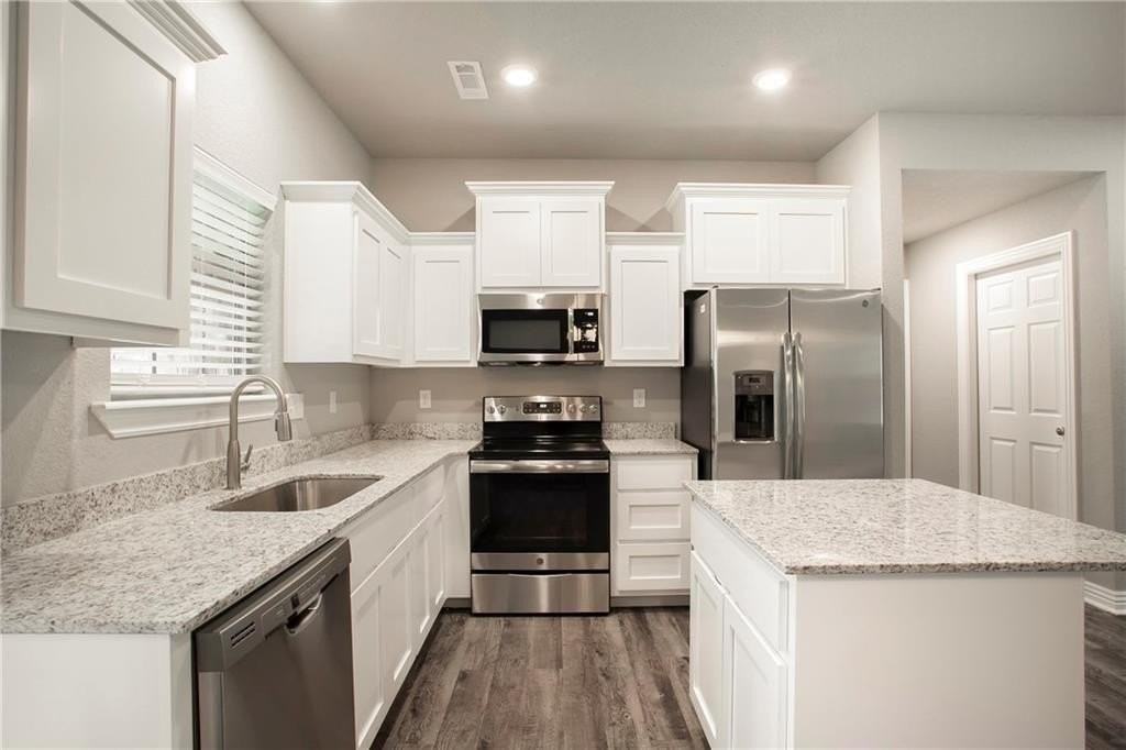 25 Lockhart Ln - Photo 6 of 14