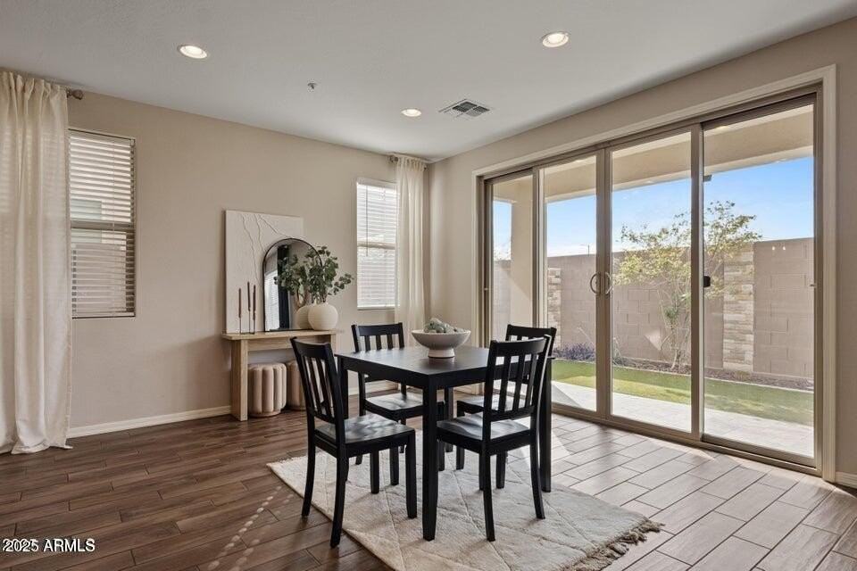 2337 W Gloria Ln - Photo 7 of 22