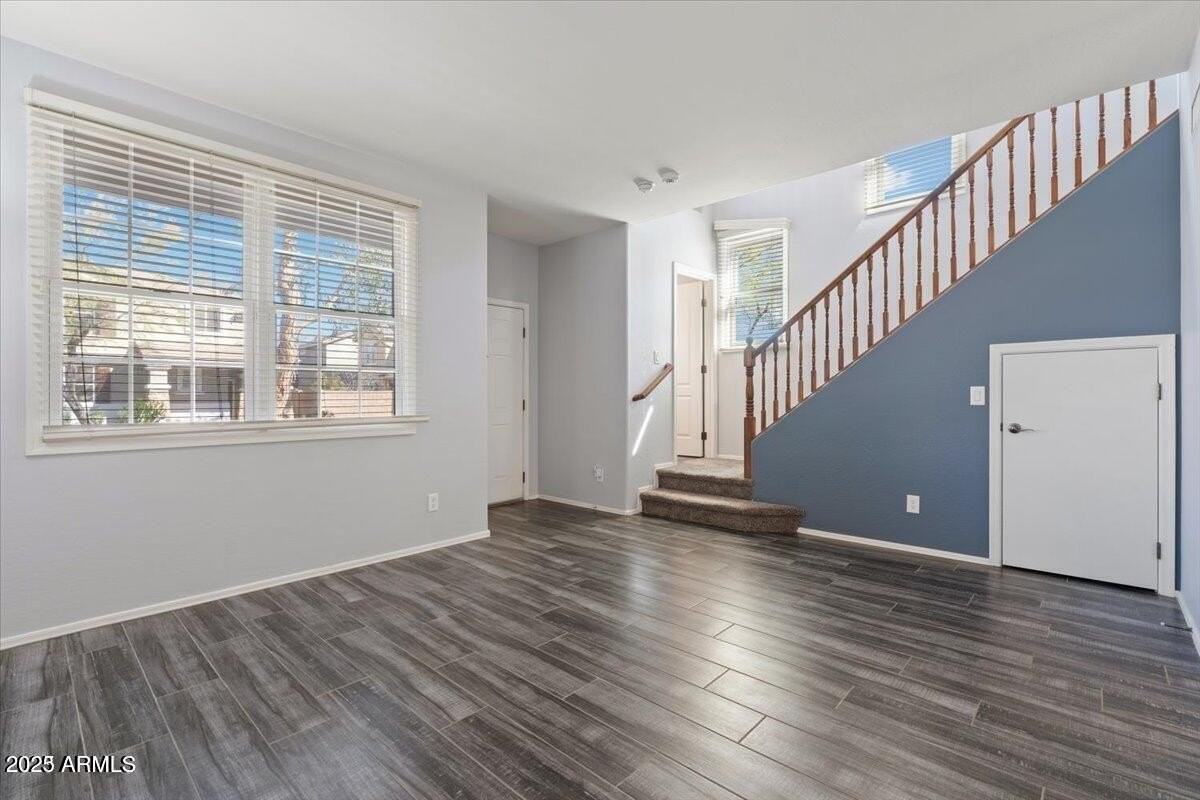 2233 E Pecan Rd - Photo 7 of 18