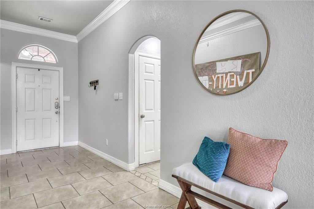 917 Dove Landing Ave - Photo 3 of 17