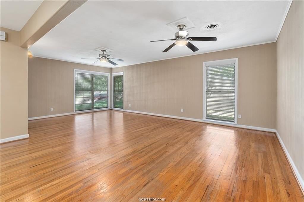 401 Helena St - Photo 5 of 21