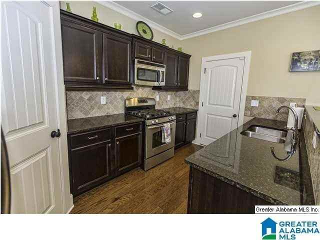 608 Flag Cir - Photo 7 of 14