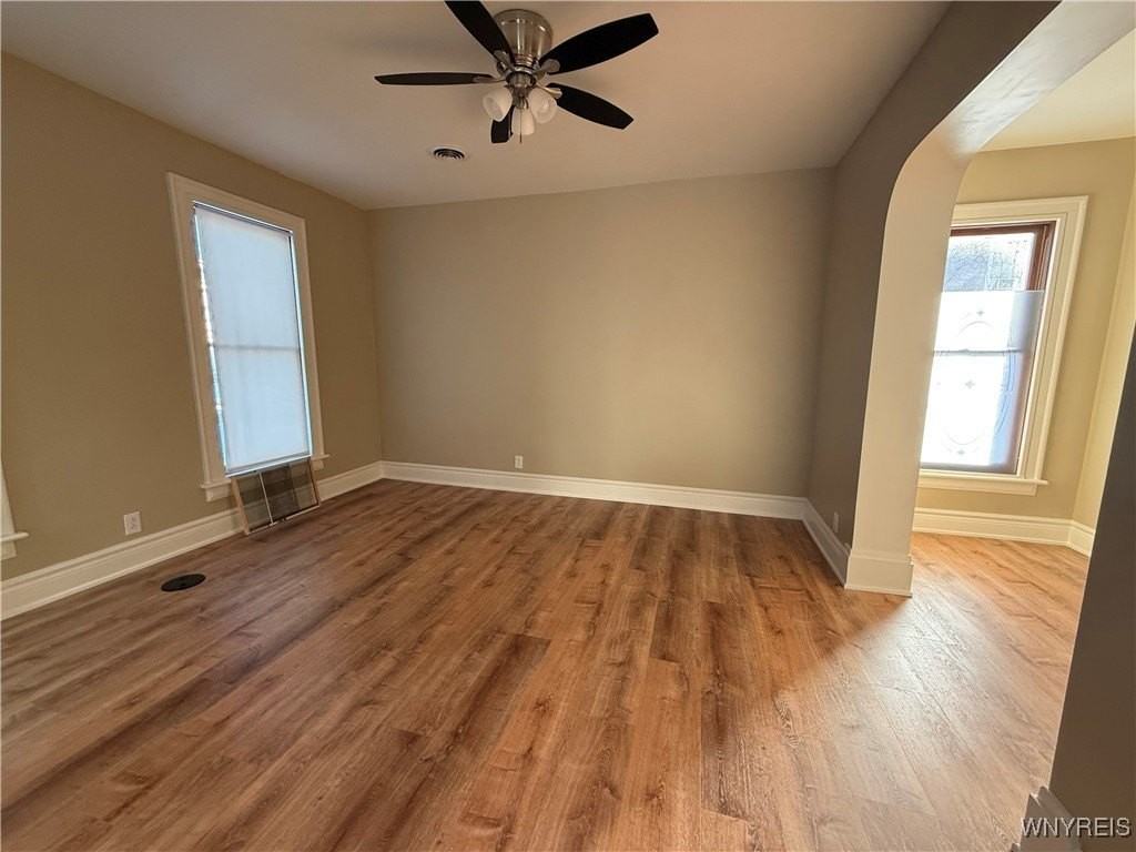 336 Germania St - Photo 5 of 36