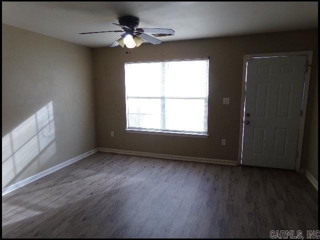 3219 Ludwig St Unit B - Photo 2 of 9