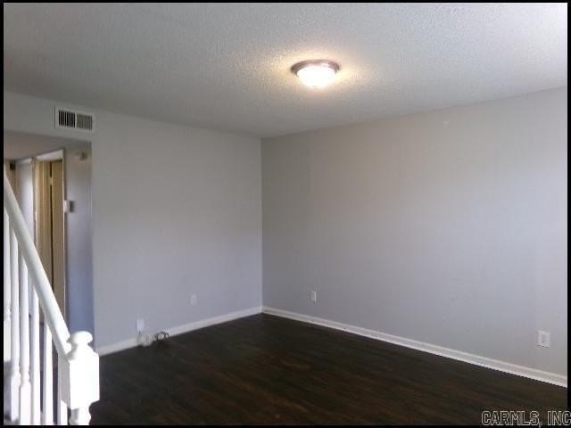 1805 Sanford Dr - Photo 2 of 20