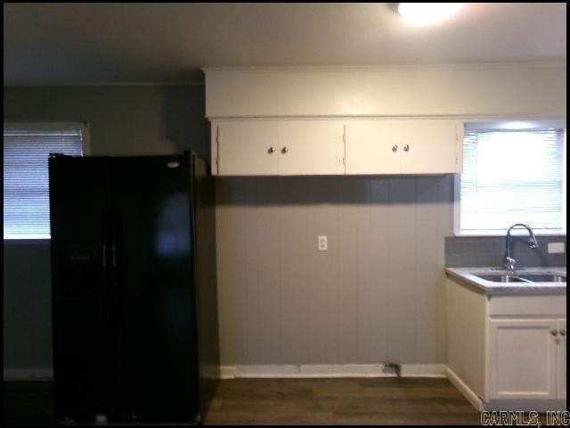 7018 Fairfield Dr - Photo 6 of 19