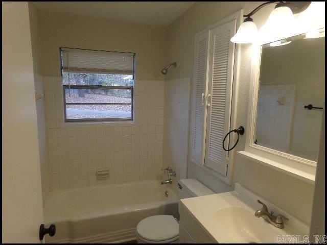 23 Clement Dr - Photo 7 of 11