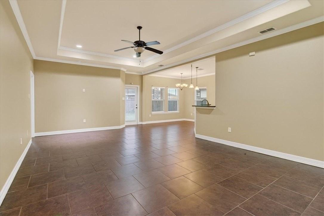 6905 Anastasia - Photo 5 of 40