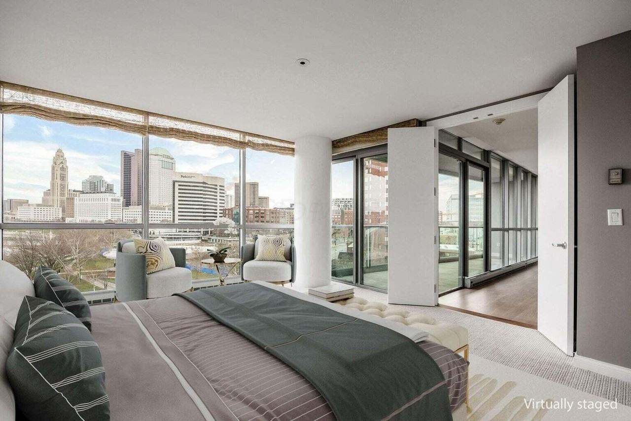 1 Miranova Pl Apt 720 #720 - Photo 5 of 29