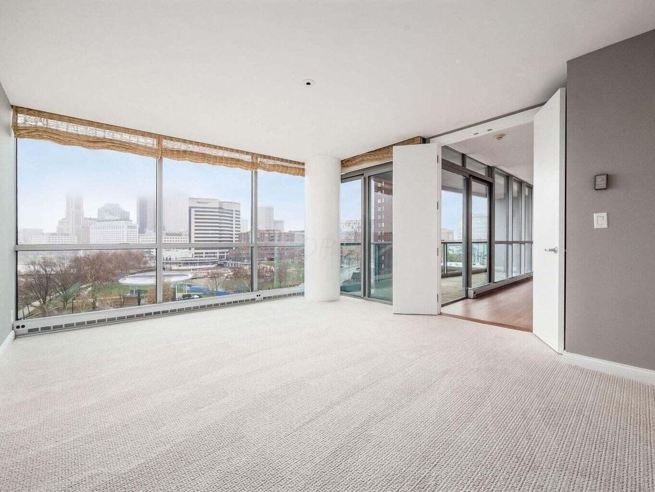 1 Miranova Pl Apt 720 #720 - Photo 6 of 29