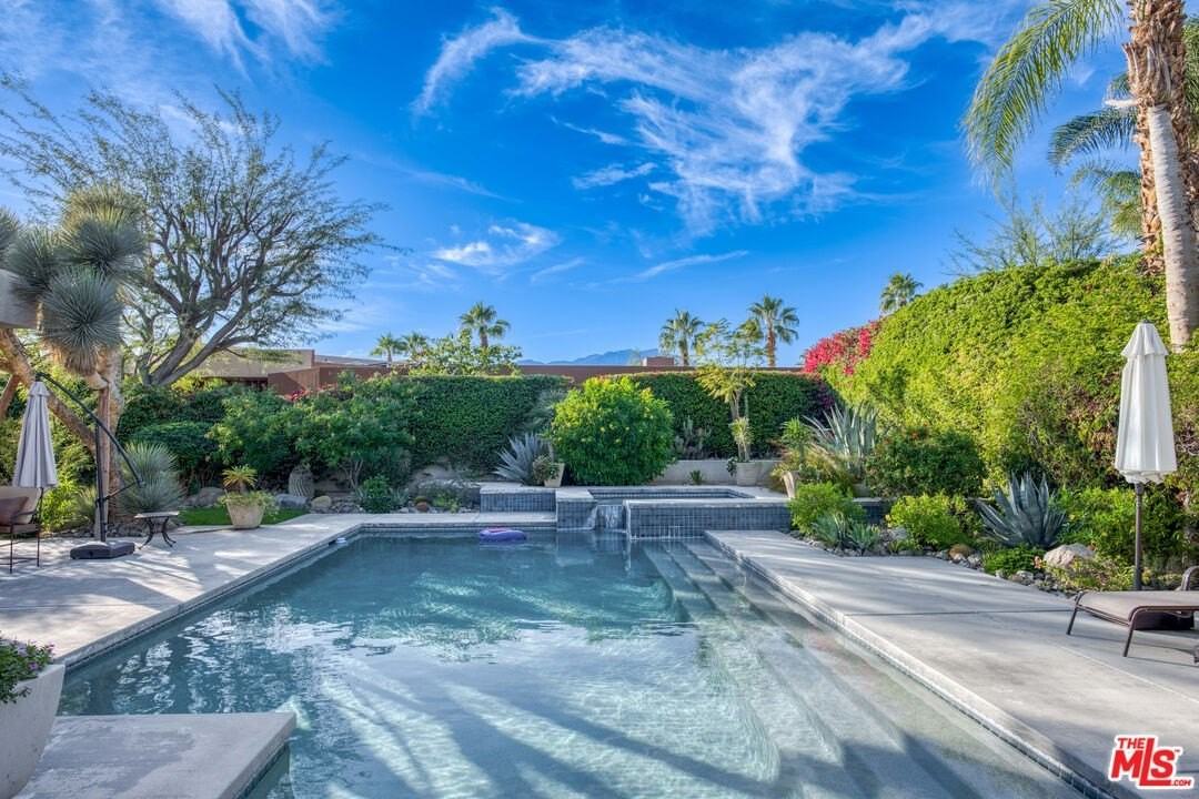 6 Rocky Ln - Photo 4 of 50