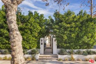 360 S Canon Dr - Photo 1 of 1