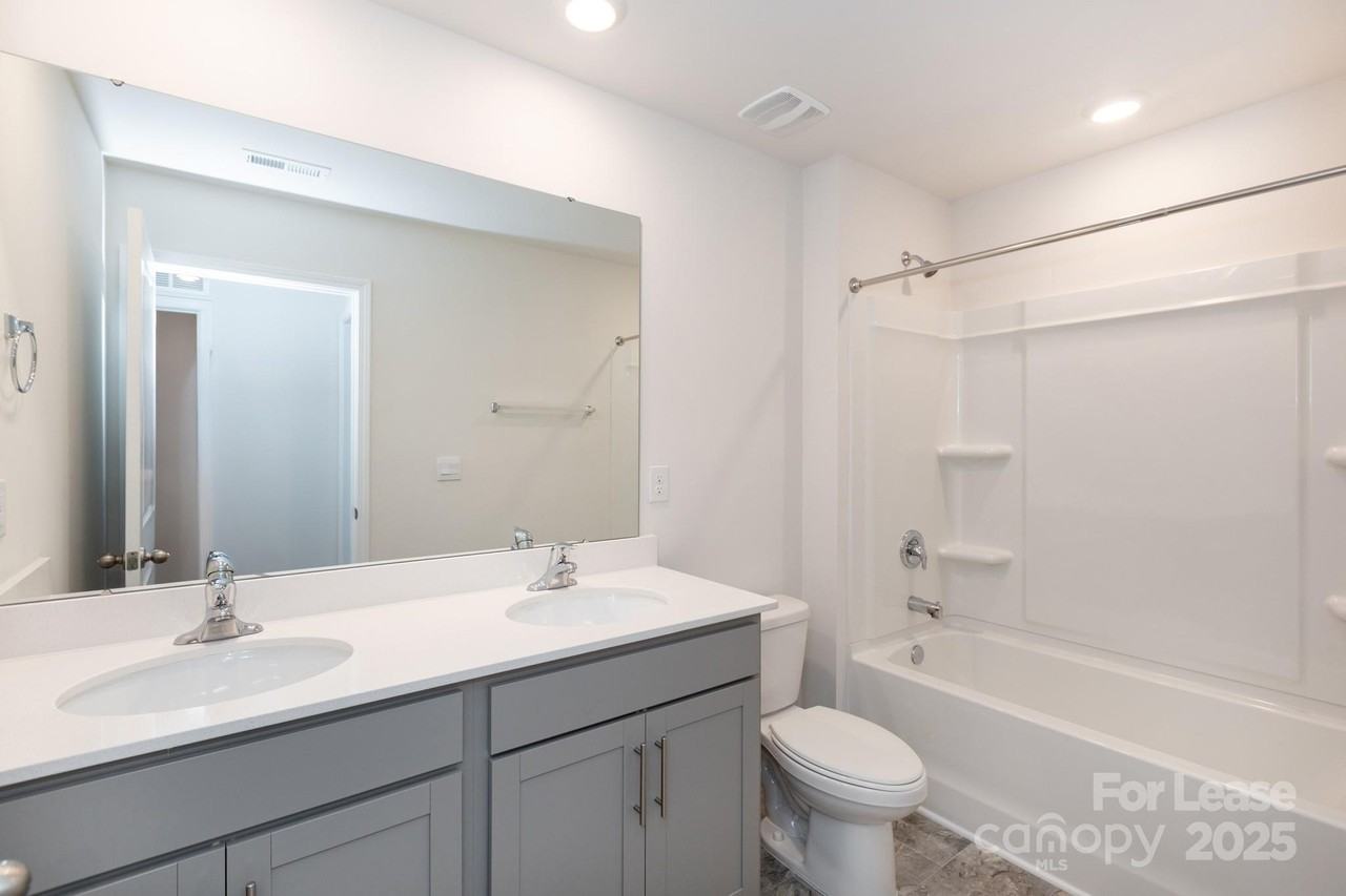 2125 Allium Dr - Photo 7 of 10