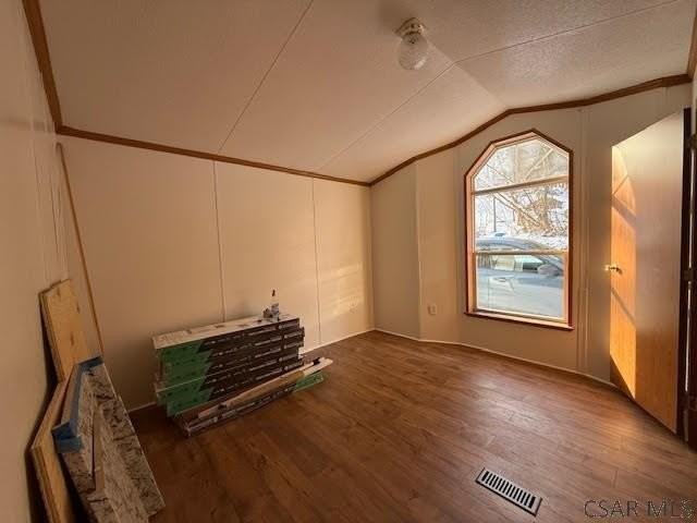 321 Cord St - Photo 7 of 27