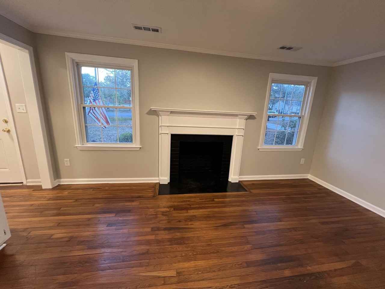 628 S Laurel St - Photo 6 of 10