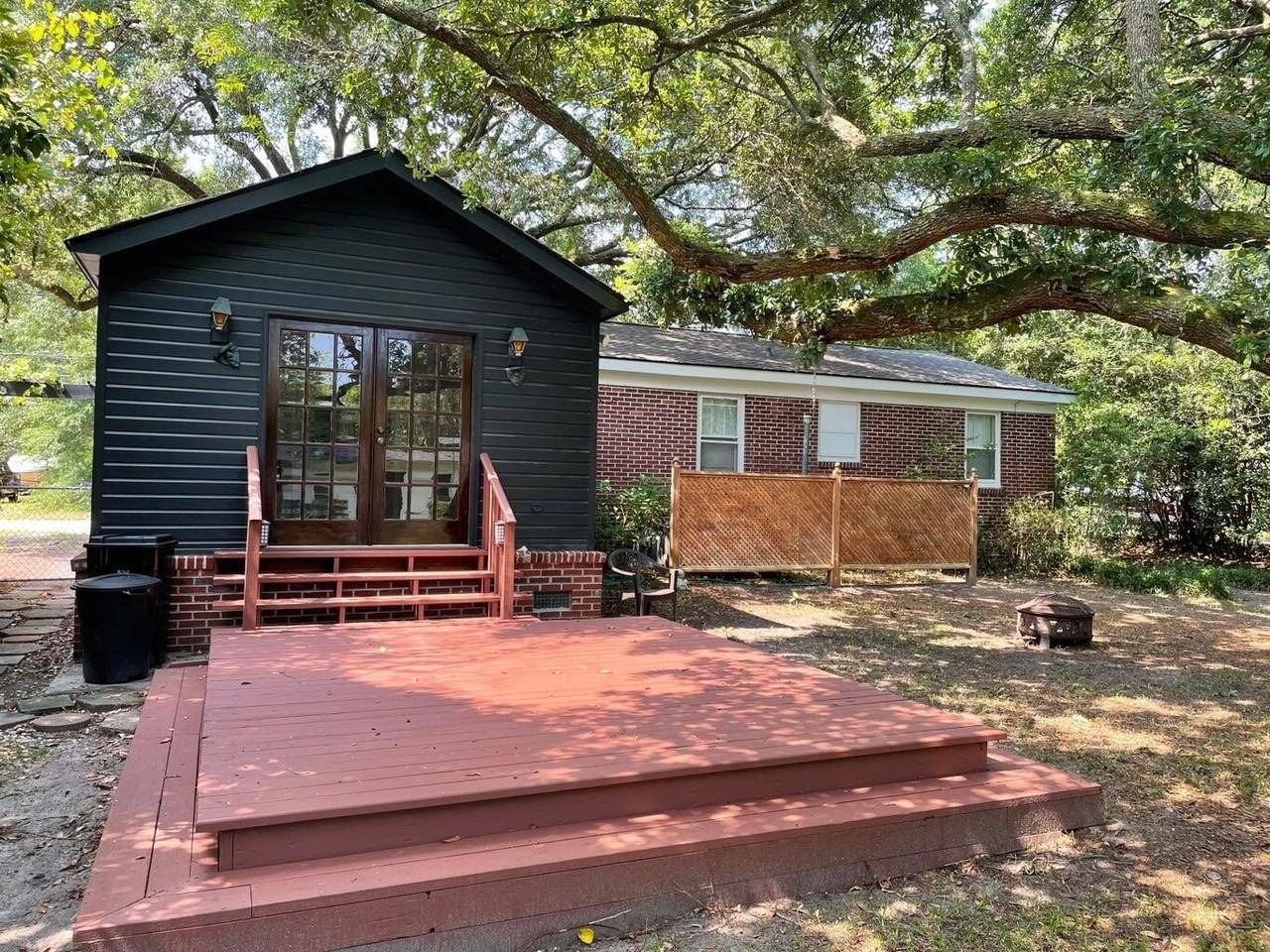 107 Circle Dr - Photo 2 of 26