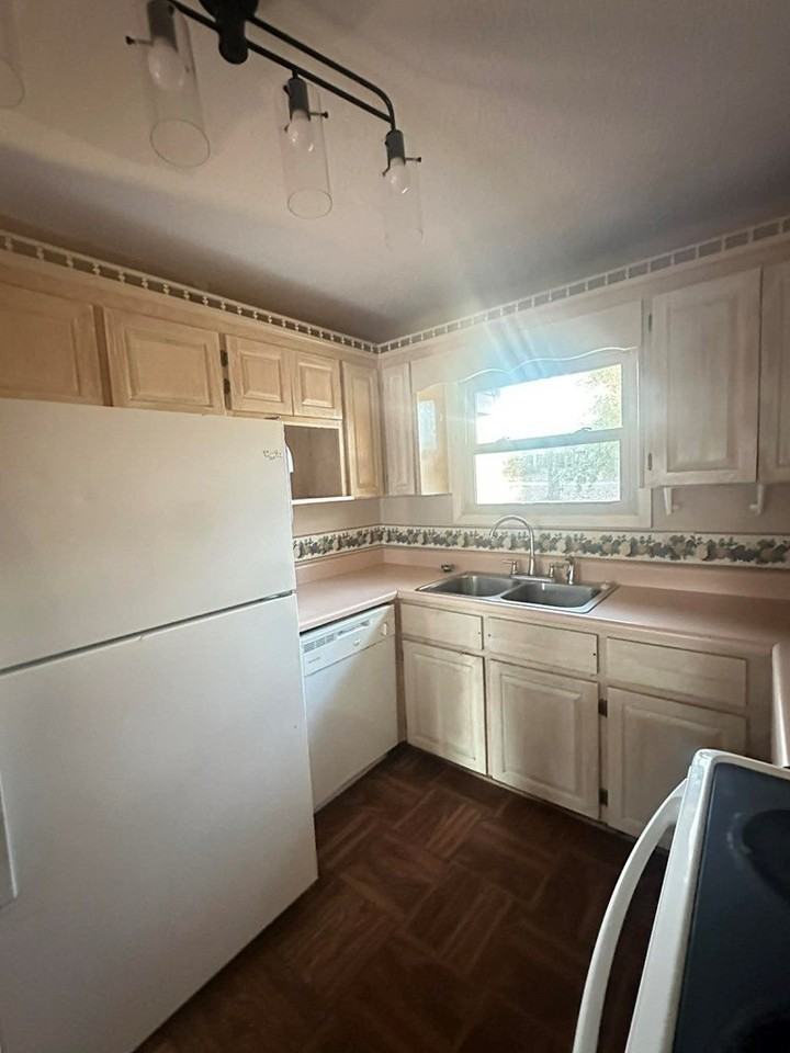 803 Gonzales Dr - Photo 6 of 27